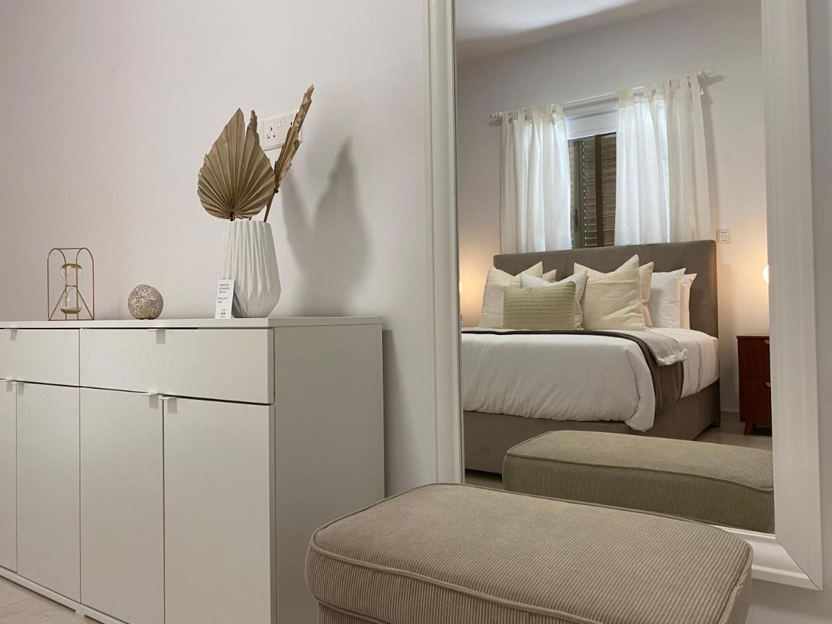 Phaedrus Living: City View Luxury Flat Androcleous Paphos 外观 照片